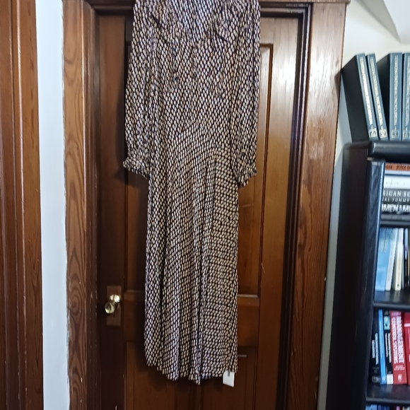 Doen Audella Dress in Hyde Park Floral UFT or for sale - Picture 8 of 13